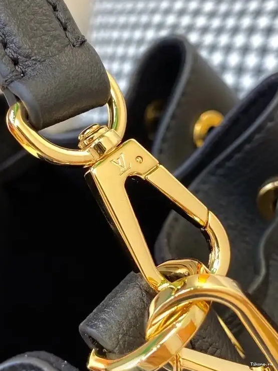 Cheap LOCKME BUCKET LOUIS VUITTON 0506